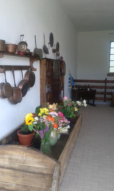 B&B La Coccarda Castell'Alfero Bagian luar foto