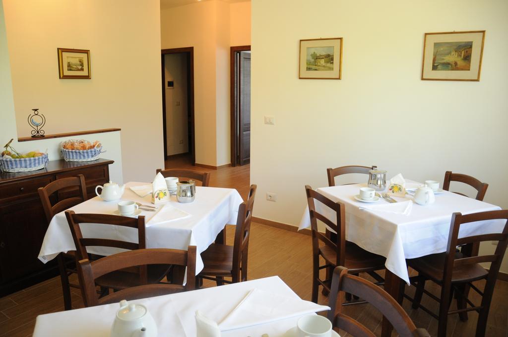 B&B La Coccarda Castell'Alfero Bagian luar foto