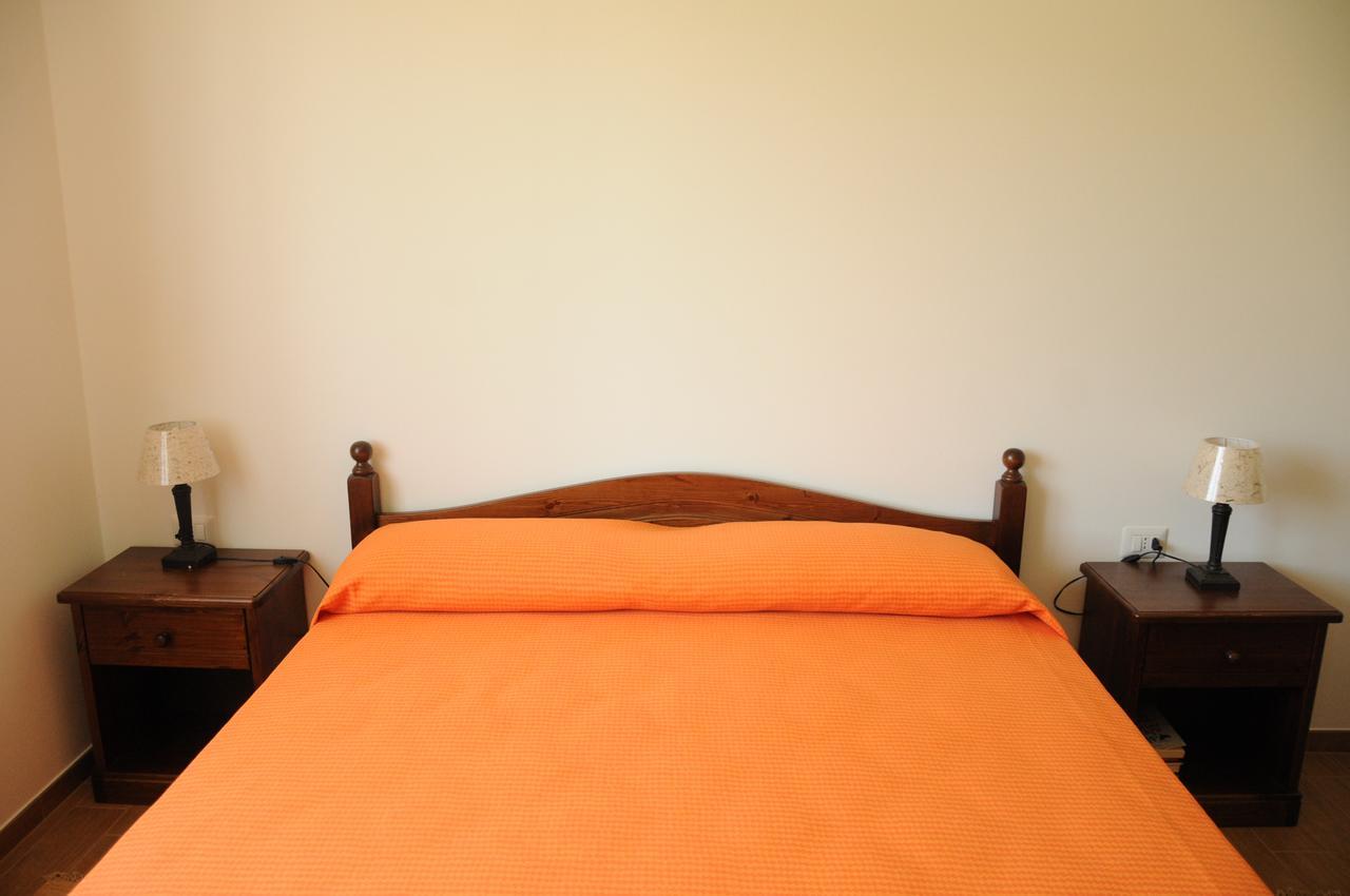 B&B La Coccarda Castell'Alfero Bagian luar foto